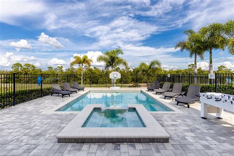 Paradise Retreat .